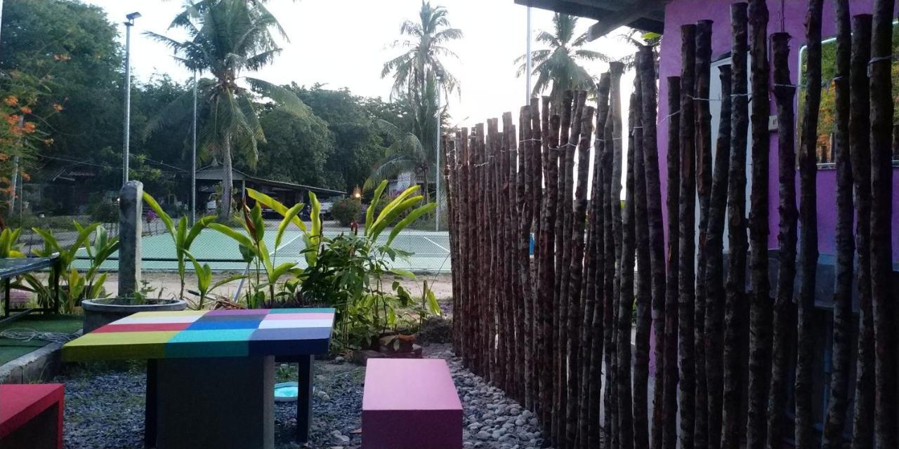 Above & Beyond Hostel Baan Tai Exterior foto